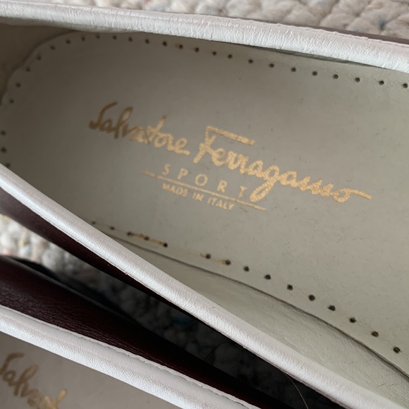Salvatore Ferragamo Two Toned Flats - Picture 2 of 12